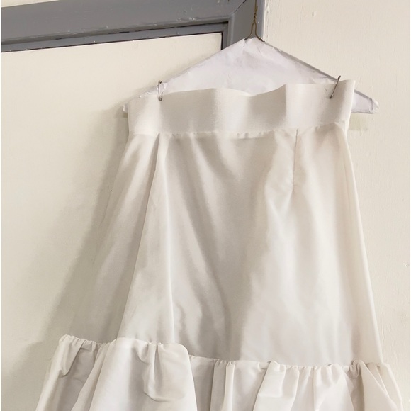 Formal Underslip - Picture 1 of 7